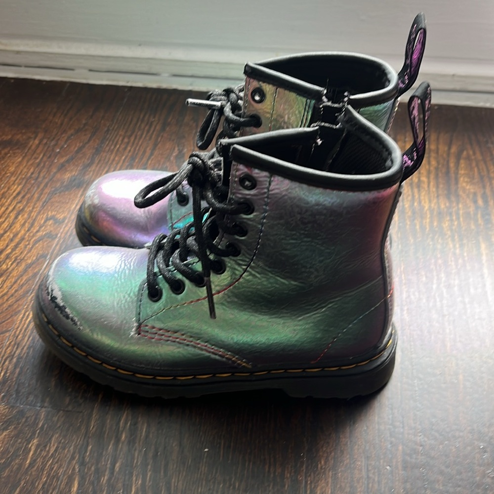 Dr Martens Toddler Boots in multi. Size 11. Wear on toe. - Picture 3 of 4